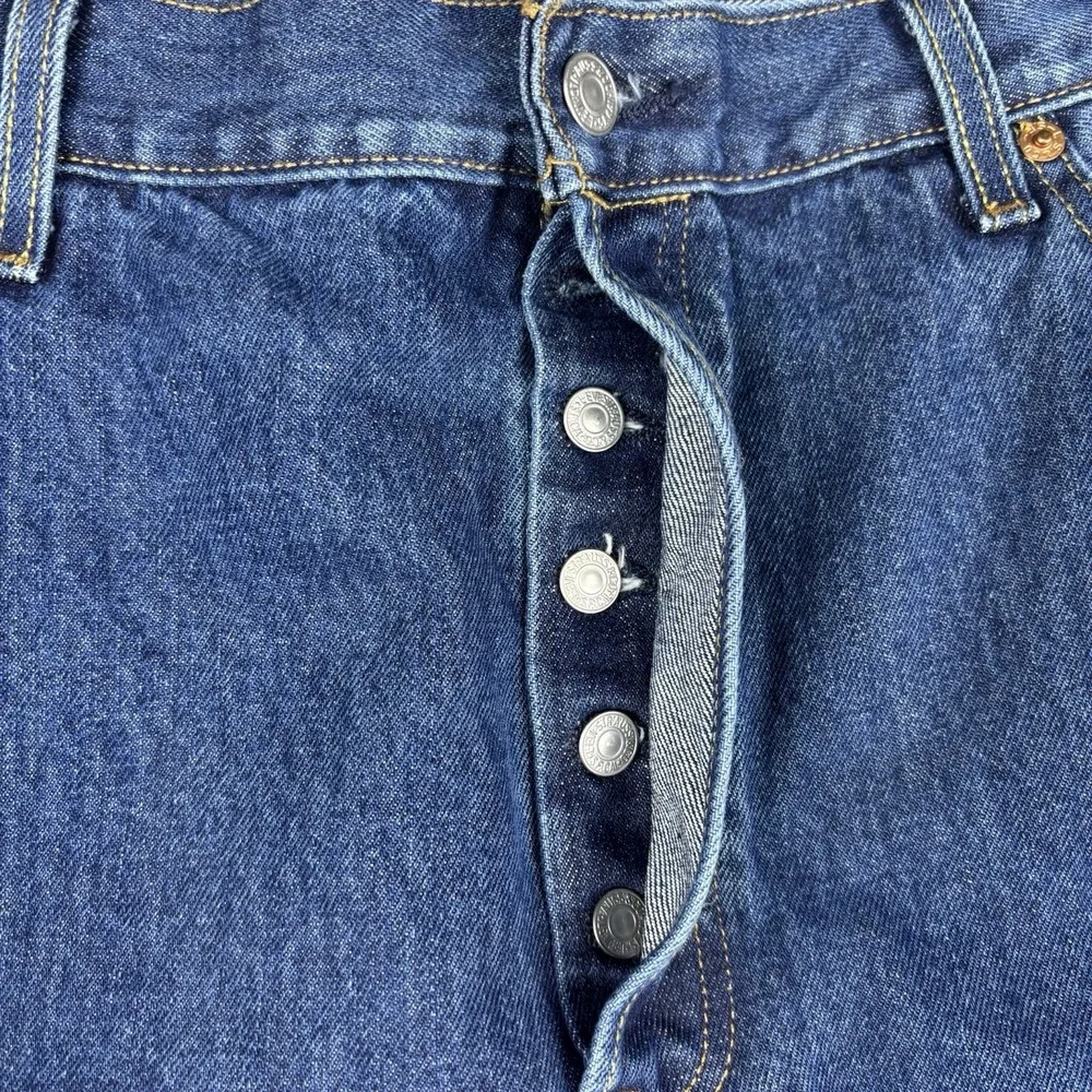 Levi's‎ 501 Jeans Men's 40x32 Button Fly Straight Leg Blue Denim Classic Fit EUC